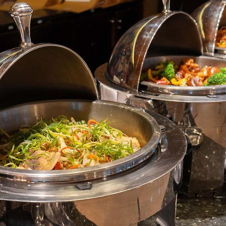 Check Inn Select Taichung Dadun Buitenkant foto