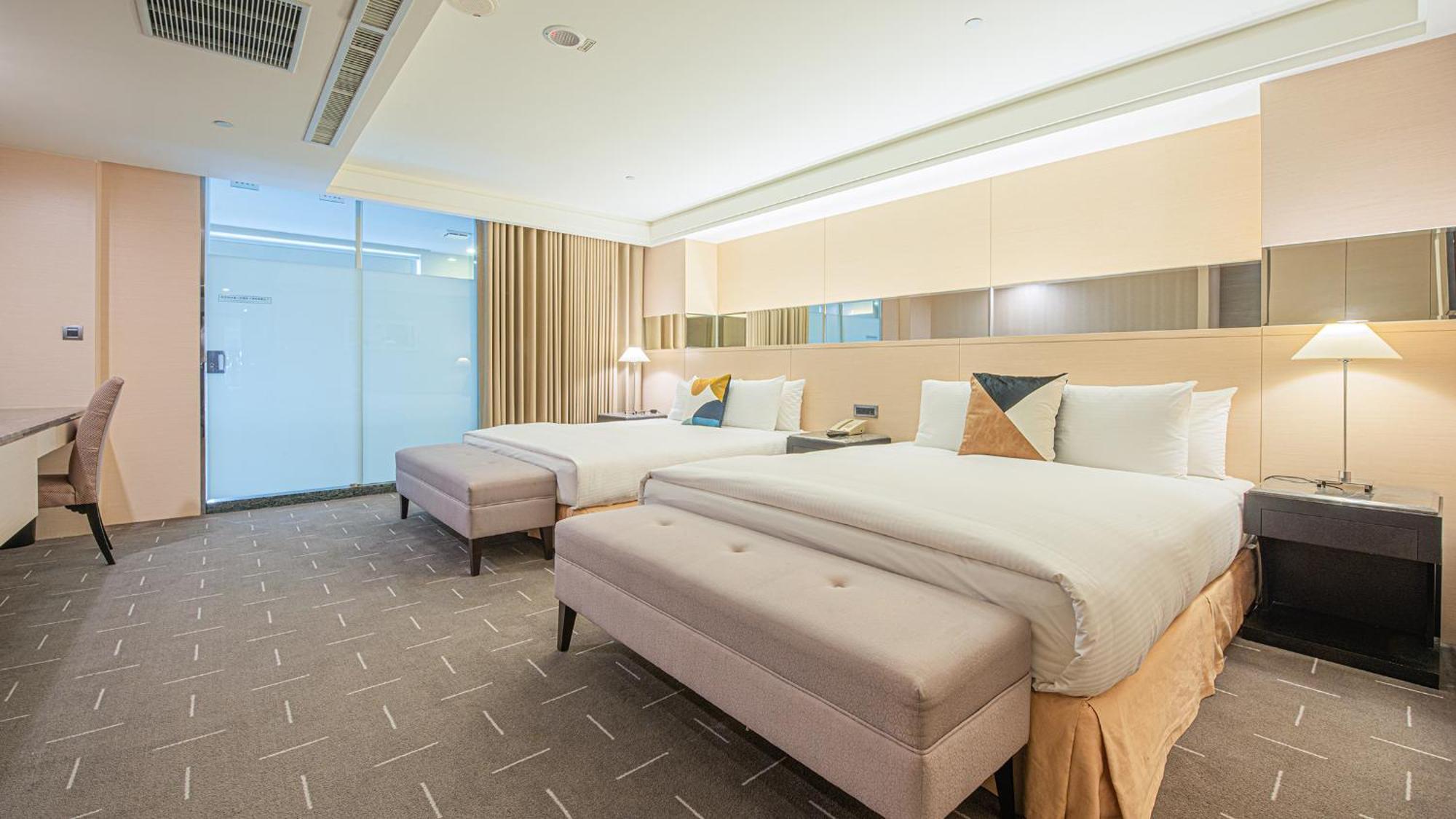 Check Inn Select Taichung Dadun Buitenkant foto